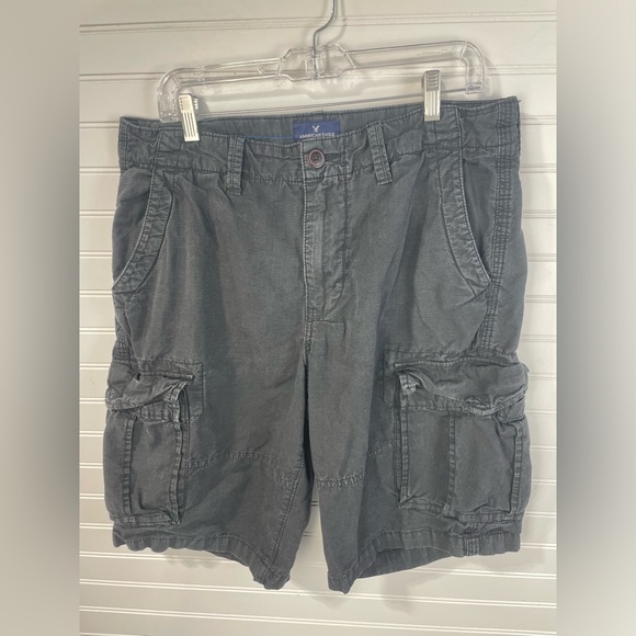 American Eagle Outfitters Other - American Eagle Outfitters Black Longboard Cargo Shorts Size 33 Men’s